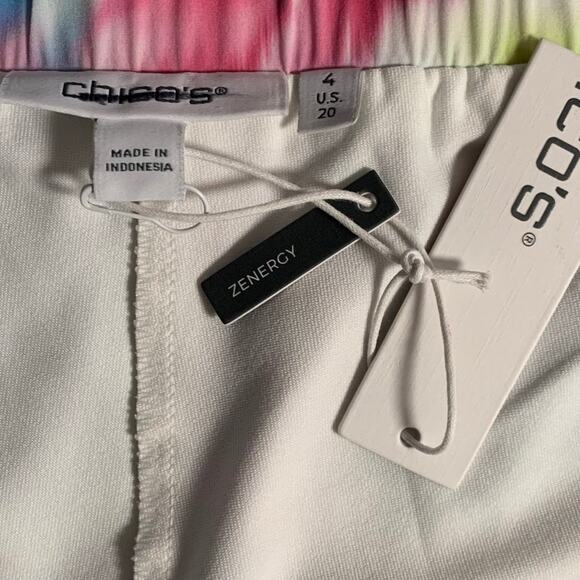 Chico's Skort NWT Size 4 (20) Zenergy UPF Pleat Colorful Kawaii Pockets Pull-On - Picture 4 of 8